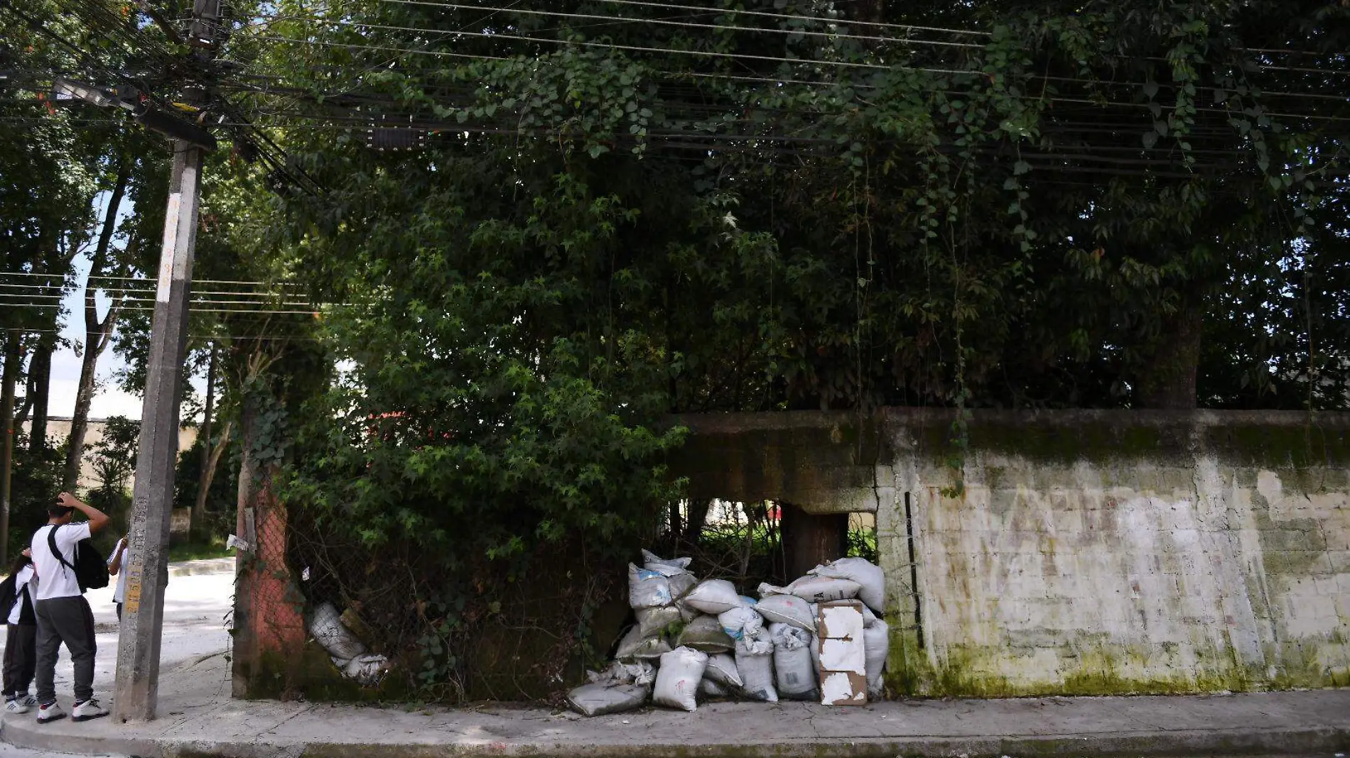 Escuela de Bachilleres Unidad y Trabajo | colonia Revolución en Xalapa